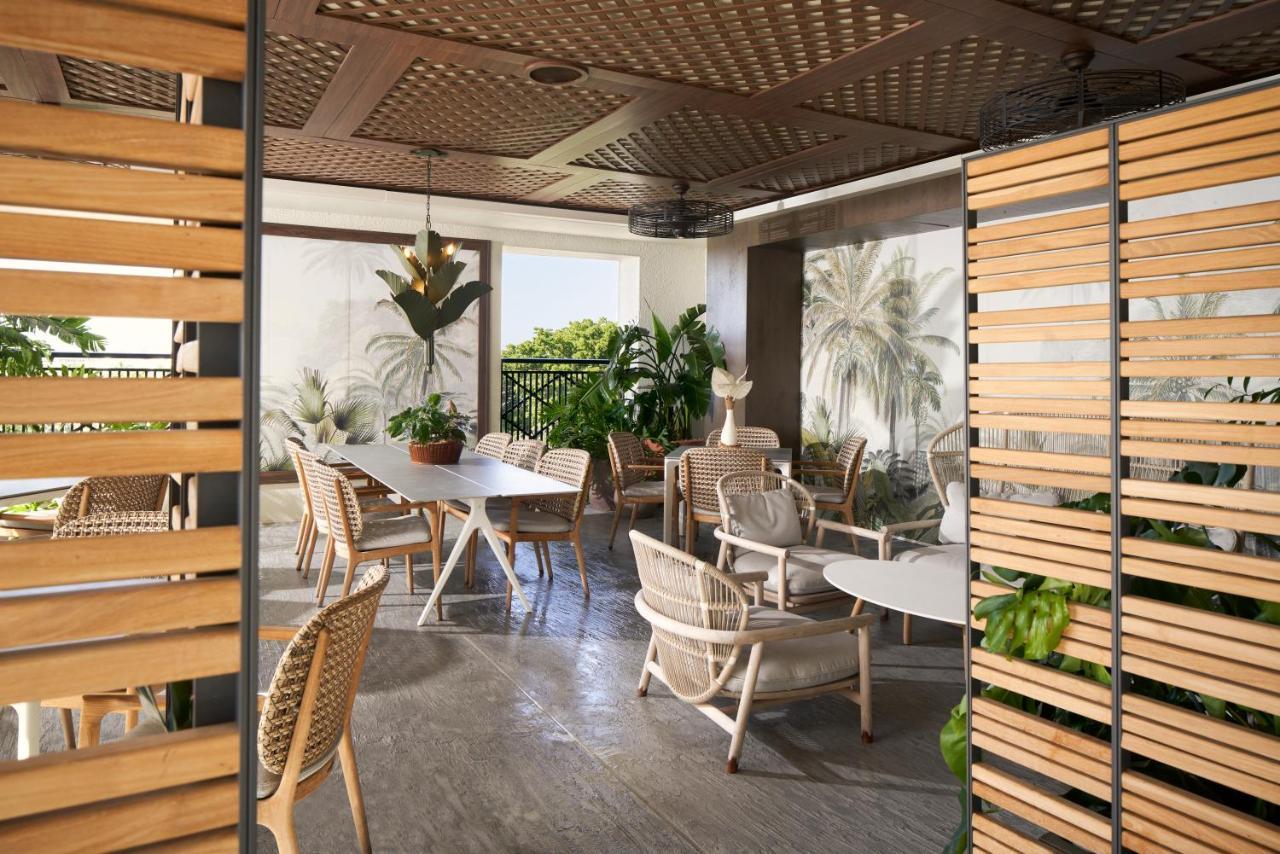 Thesis Hotel Miami Coral Gables, Curio Collection By Hilton Kültér fotó
