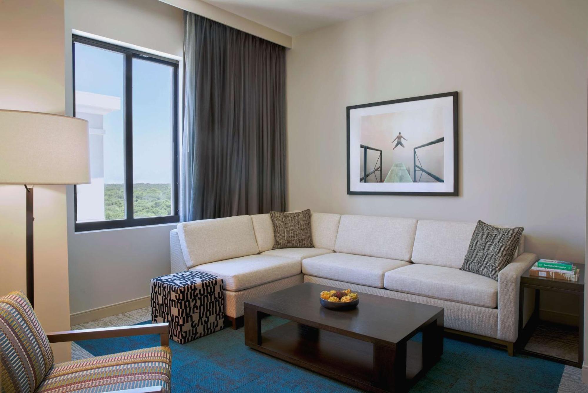 Thesis Hotel Miami Coral Gables, Curio Collection By Hilton Kültér fotó